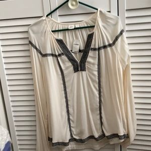 GAP ivory blouse with black details